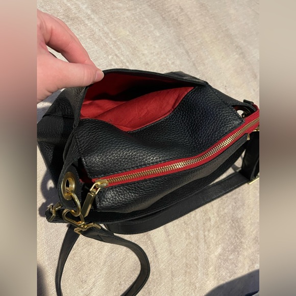 SOLD Hammitt Bryant black pebbled leather/gold hardware/red zip - Picture 5 of 10